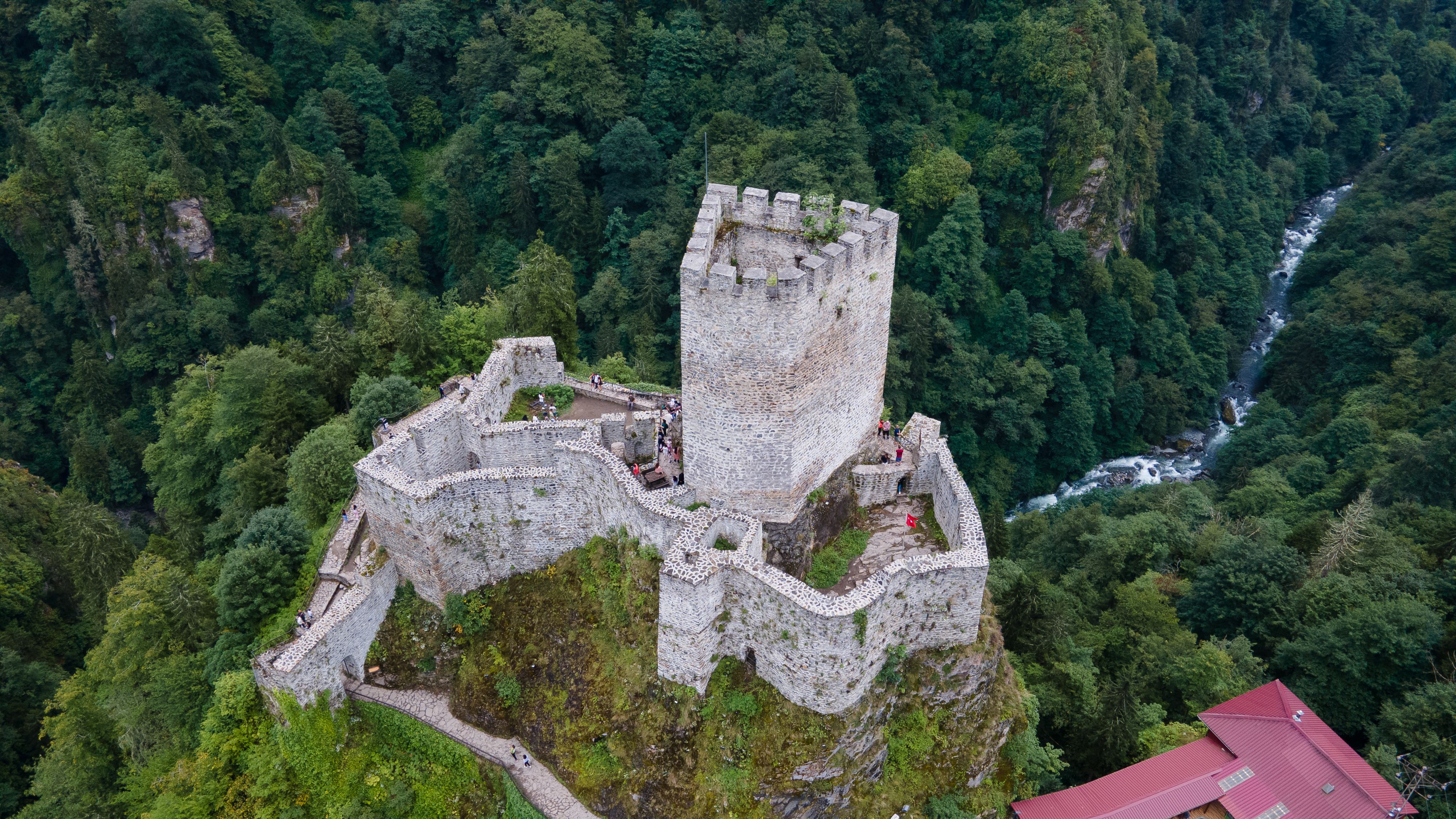 Rize Fortress on Hilltop · Free Stock Photo