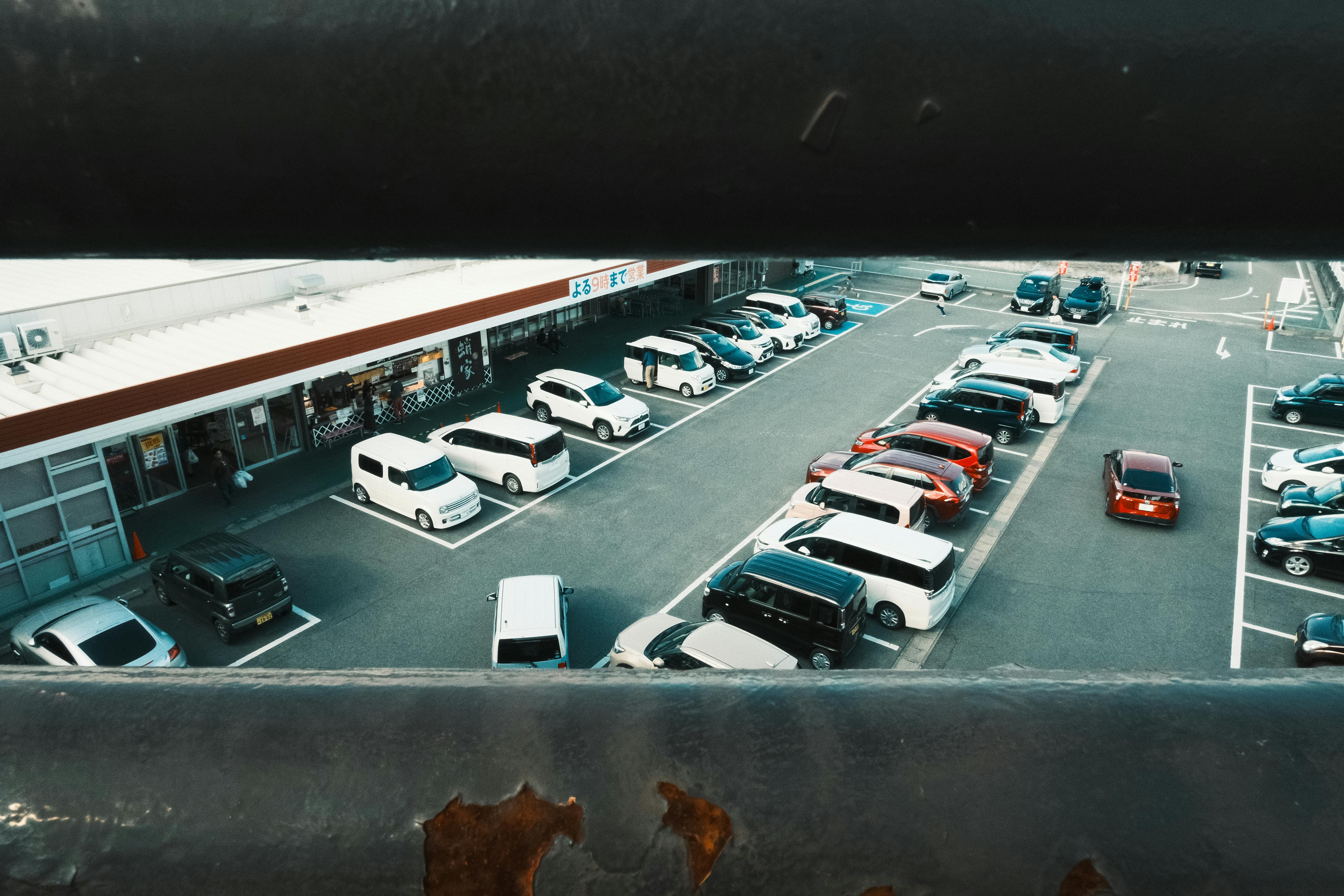 Toyota Recalls Prius Over Rear Doors That Can Open While Driving — Photo by Huu Huynh on Pexels