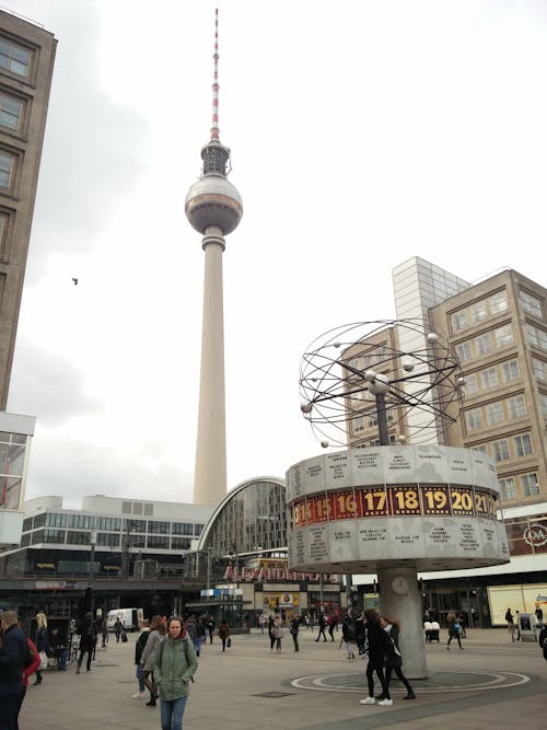 Ilmainen kuvapankkikuva tunnisteilla Berliini, Fernsehturm, ihmiset