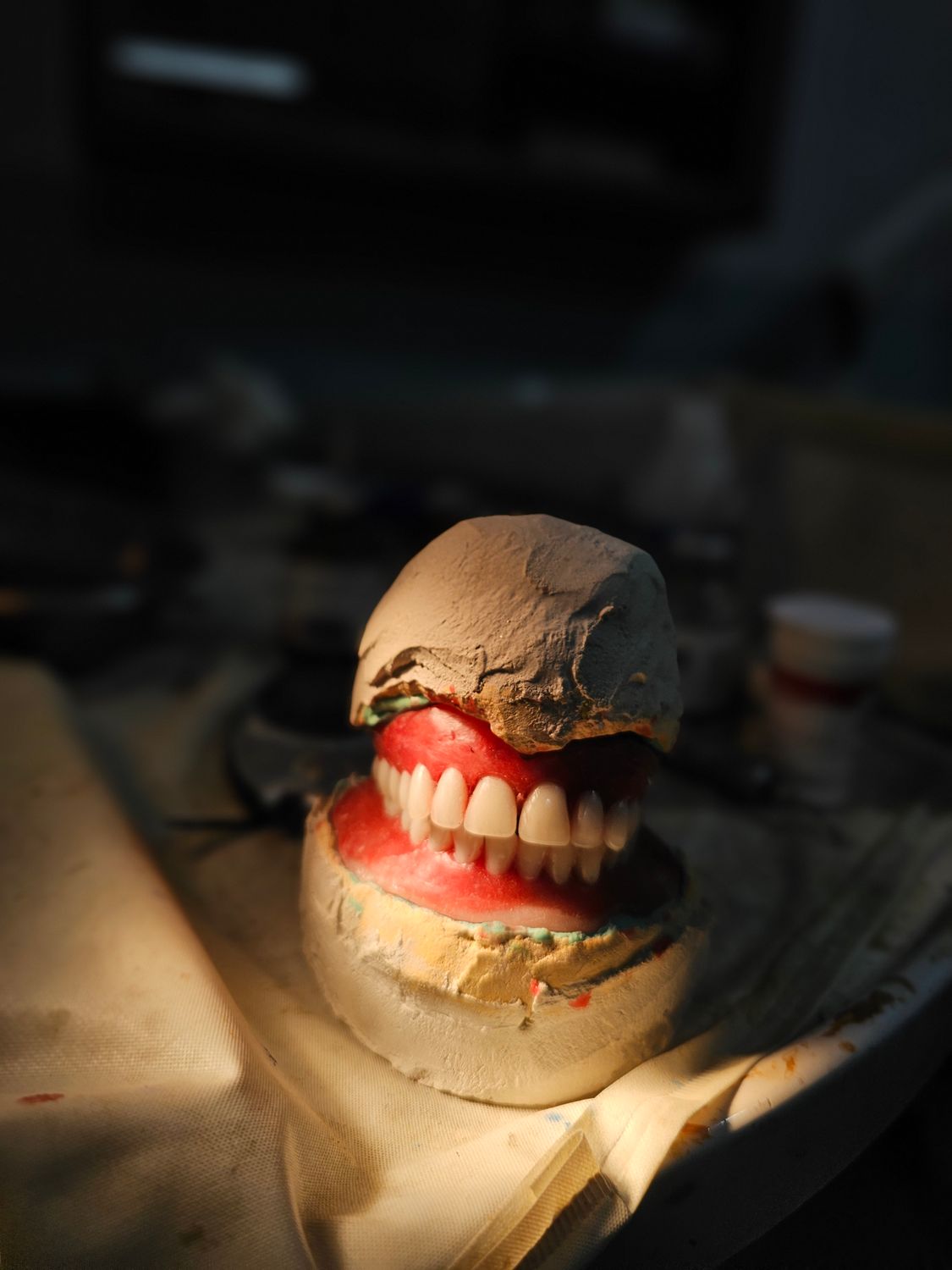 Surgical Guide Doesn't Fit? Troubleshooting the 5 Most Common Causes