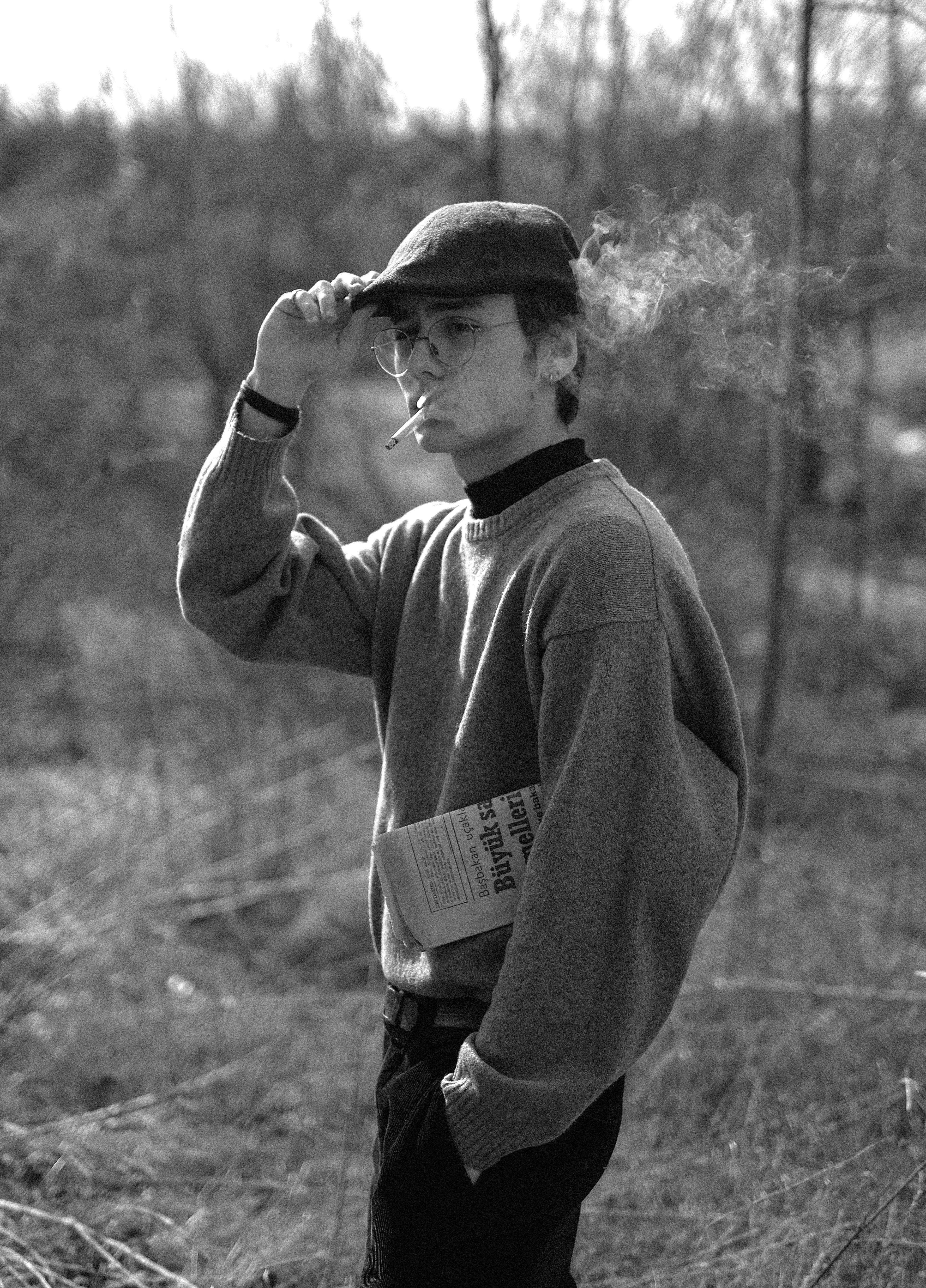 Sally Field Smoking Photos, Download The BEST Free Sally Field Smoking  Stock Photos & HD Images