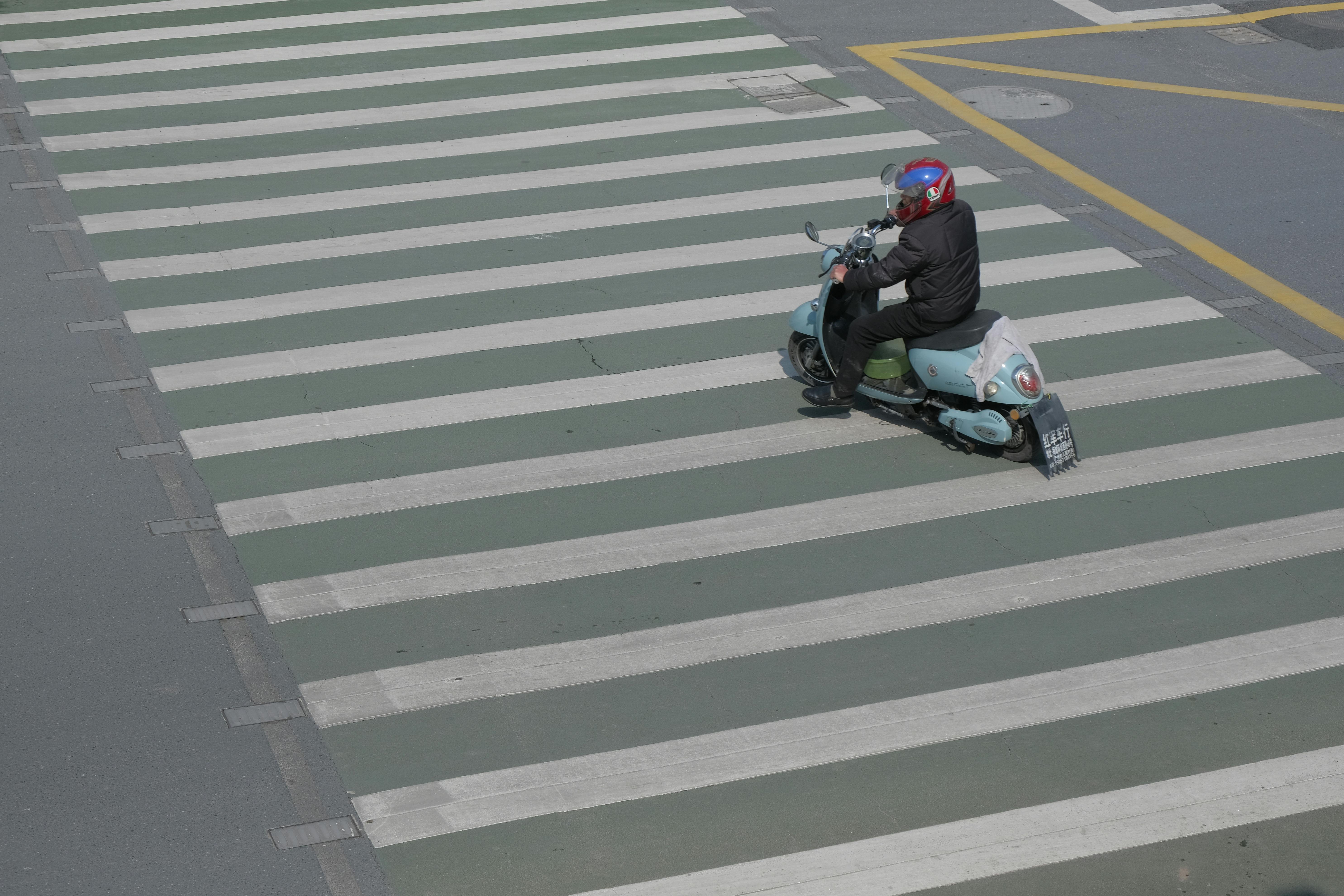 ContiScoot: over 30 Tire Sizes for Urban Mobility and Everyday Commuting — Photo by Jenkin Shen on Pexels