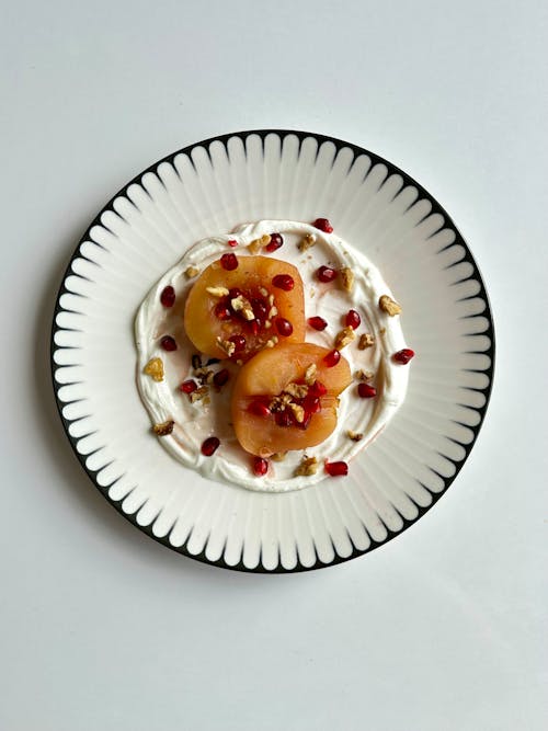 Darmowe zdjęcie z galerii z białe tło, brzoskwinia, fotografia kulinarna