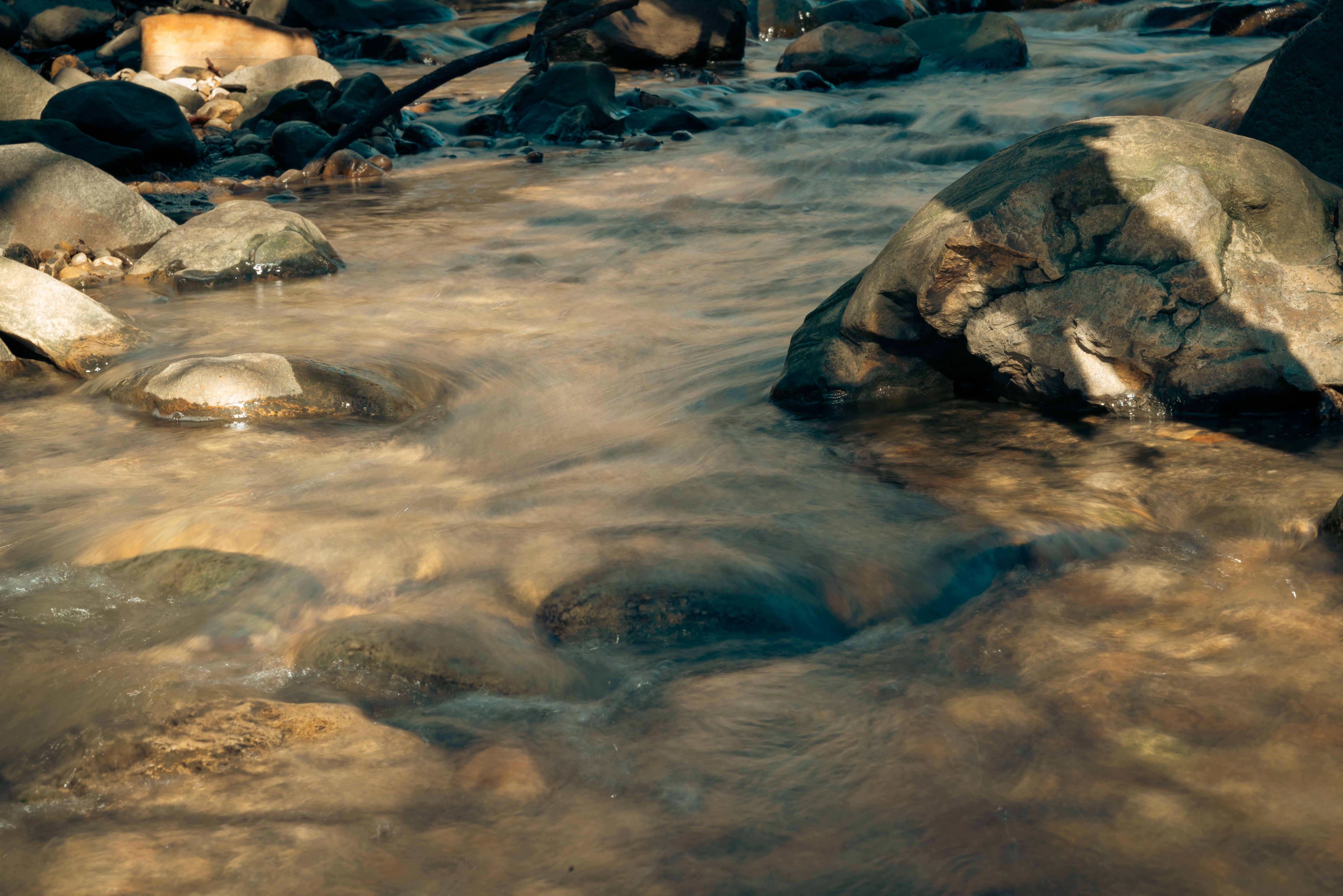 Flowing Water With Rocks In It Photos, Download The BEST Free Flowing ...