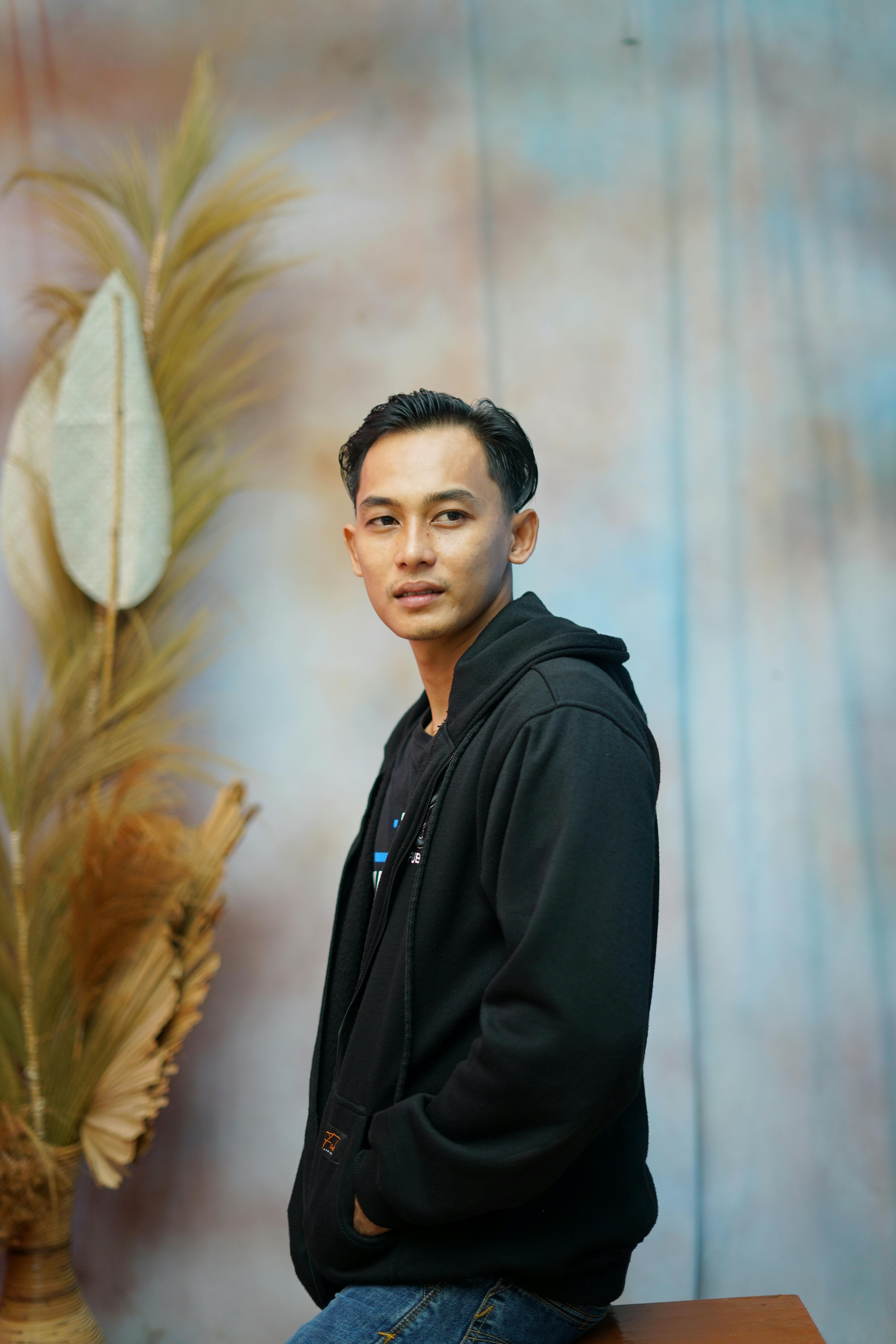 Gratis Foto stok gratis Adobe Photoshop, berpose santai, daun kering Foto Stok