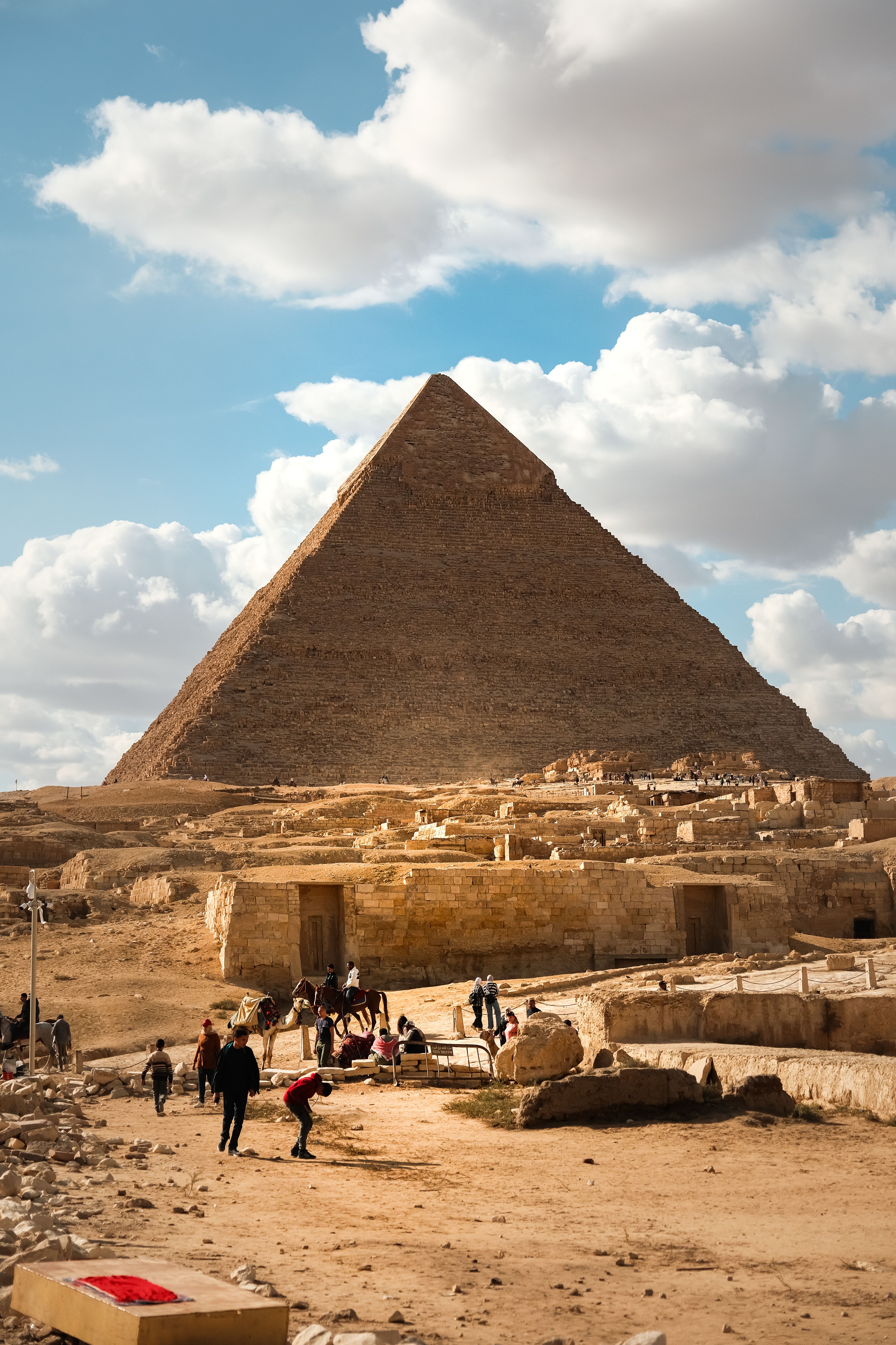 The great pyramid of giza · Free Stock Photo