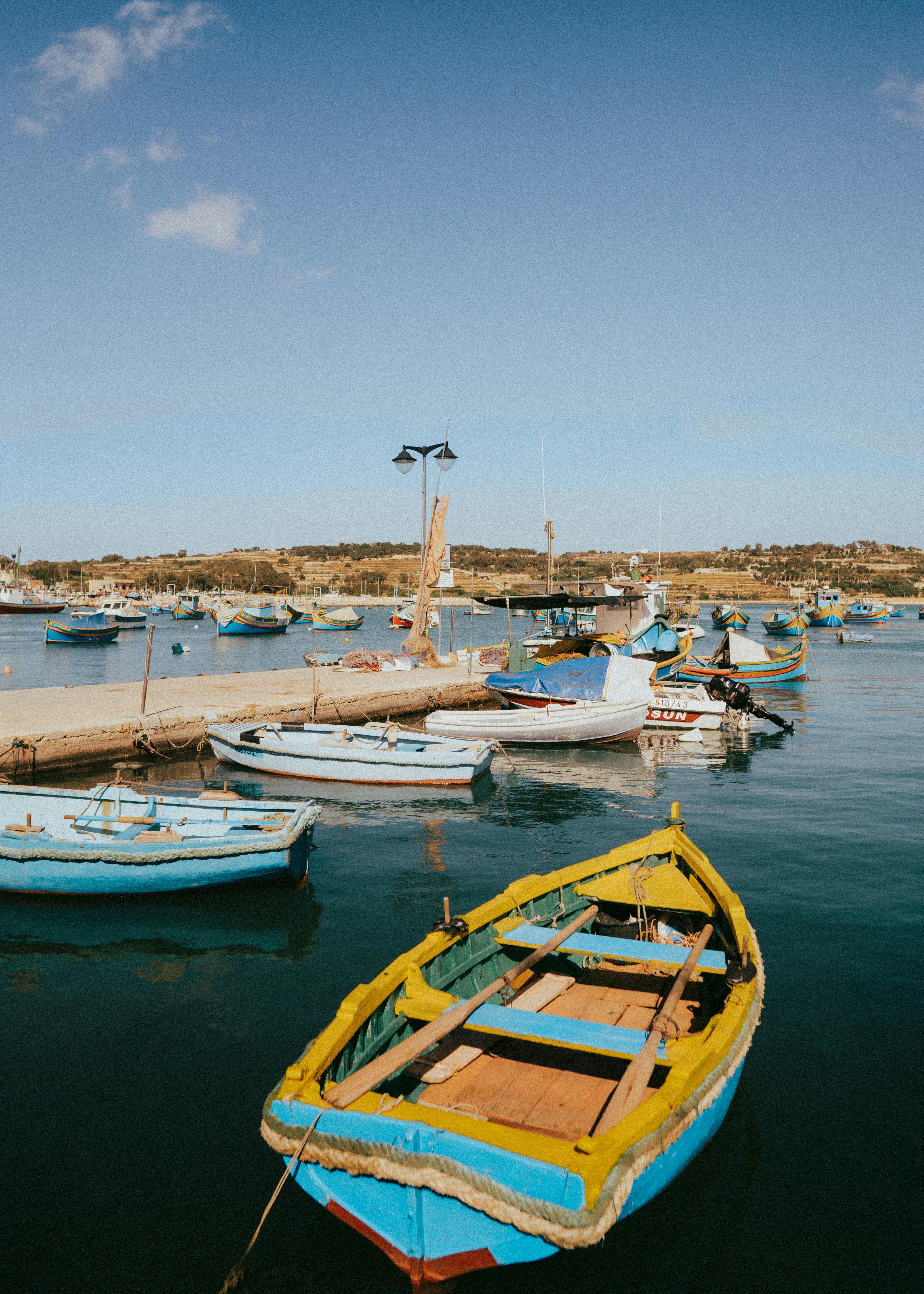 Marsaxlokk i Tradycyjne Maltańskie Smaki - Ilustracja do artykułu