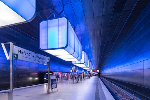 대중교통, 독일, 불이 켜진의 무료 스톡 사진