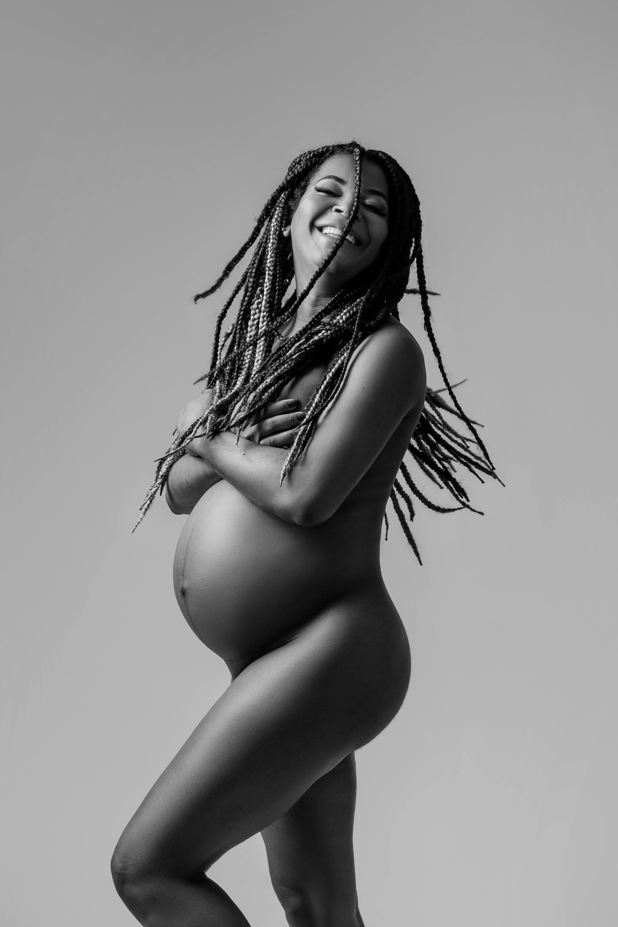  pregnant woman nude Beautiful nude pregnant woman studio portrait | Fashion ...