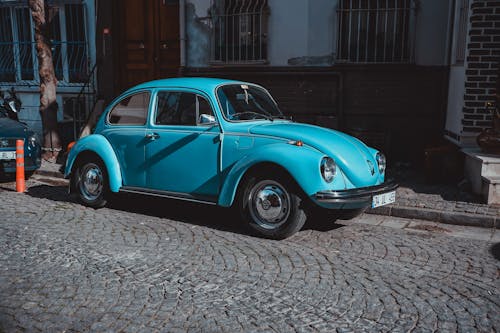 Fotobanka s bezplatnými fotkami na tému auto, chrobák, dlažba