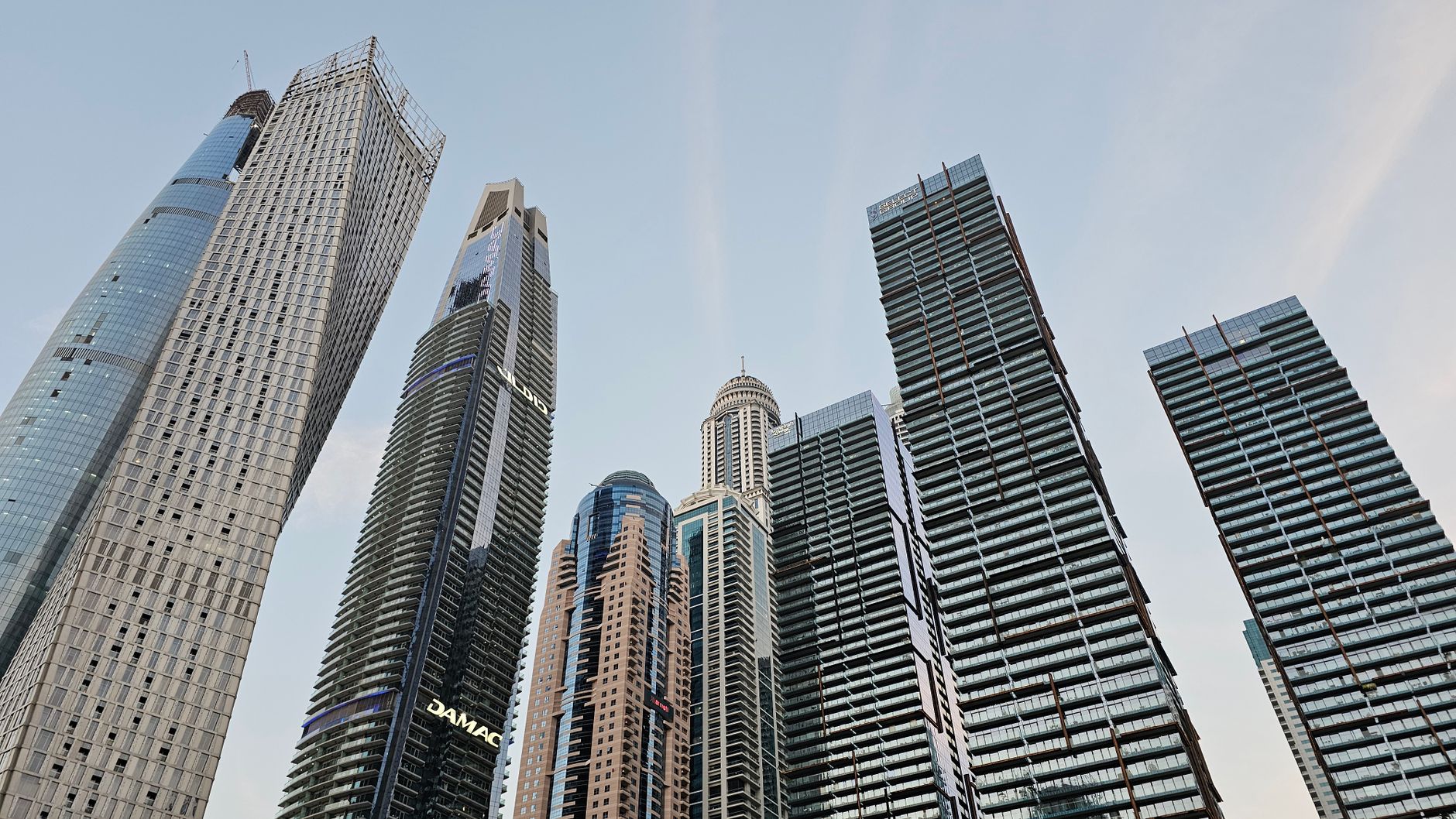 Lead qualification system for real estate brokers Dubai automating buyer enquiries