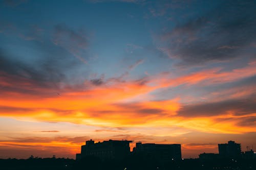 Kostenloses Stock Foto zu bewölkten himmel, blauer himmel, filmischer himmel