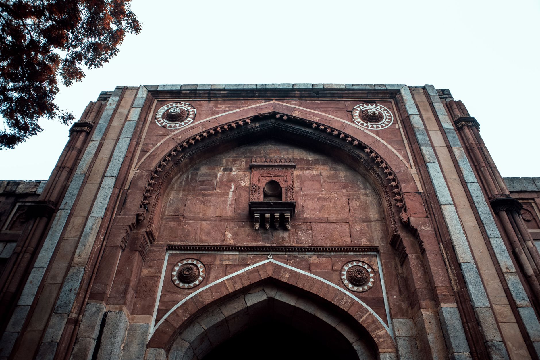 Featured image for the article: Sabyasachi faces online scrutiny days around Mehrauli flagship launch