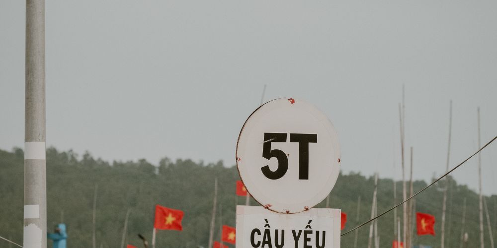 Câu đố kiến thức: Biển nào lớn nhất Việt Nam? Vì sao Biển Đông là biển lớn nhất gắn với Việt Nam?