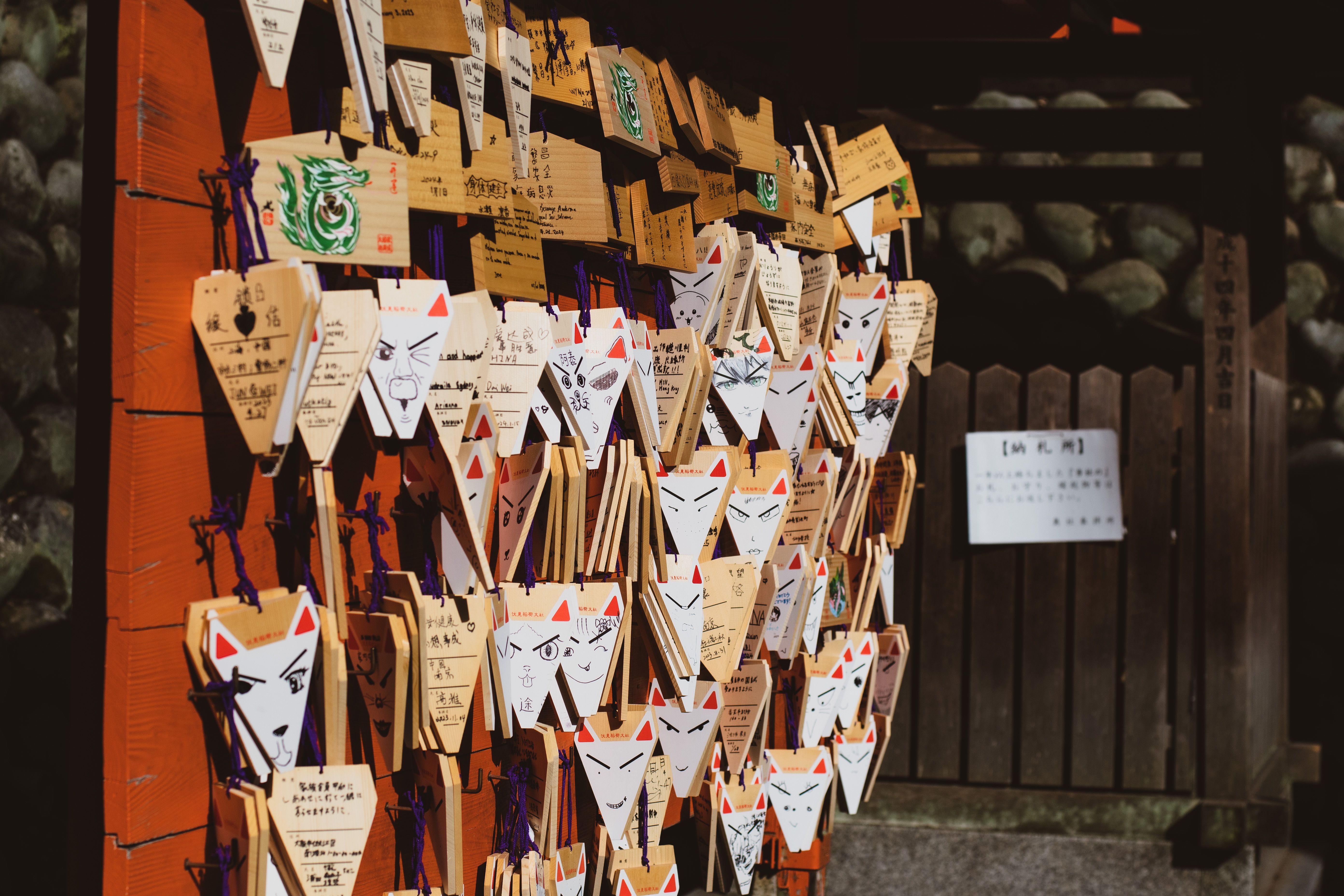 Jelajahi Keajaiban Fushimi Inari Kyoto: Ribuan Gerbang Merah di Jepang