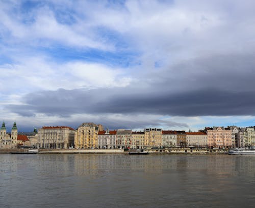 Photos gratuites de Budapest, ciel couvert, ciel de la ville