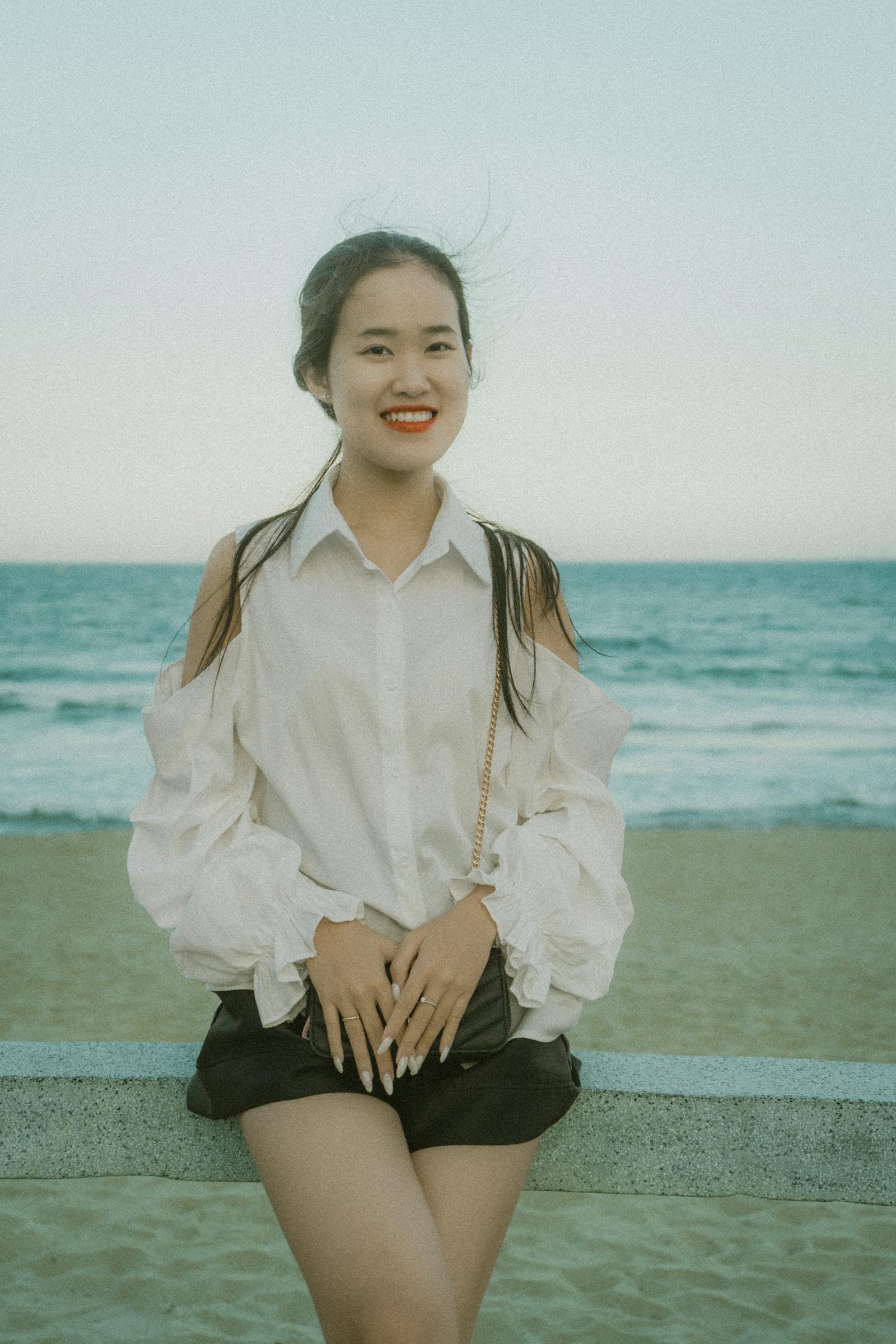 White Shirt Beach Photos, Download The BEST Free White Shirt Beach ...