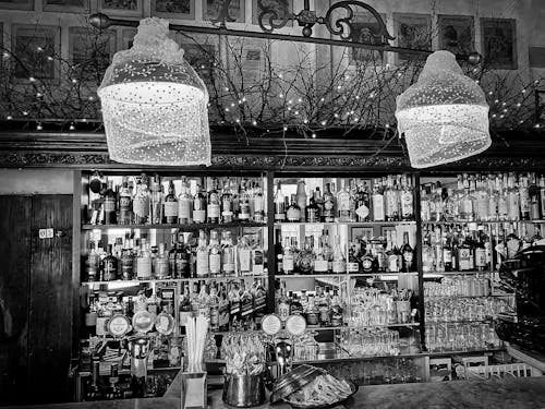 An old italian bar