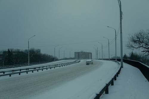 kar, Kent, kış içeren Ücretsiz stok fotoğraf