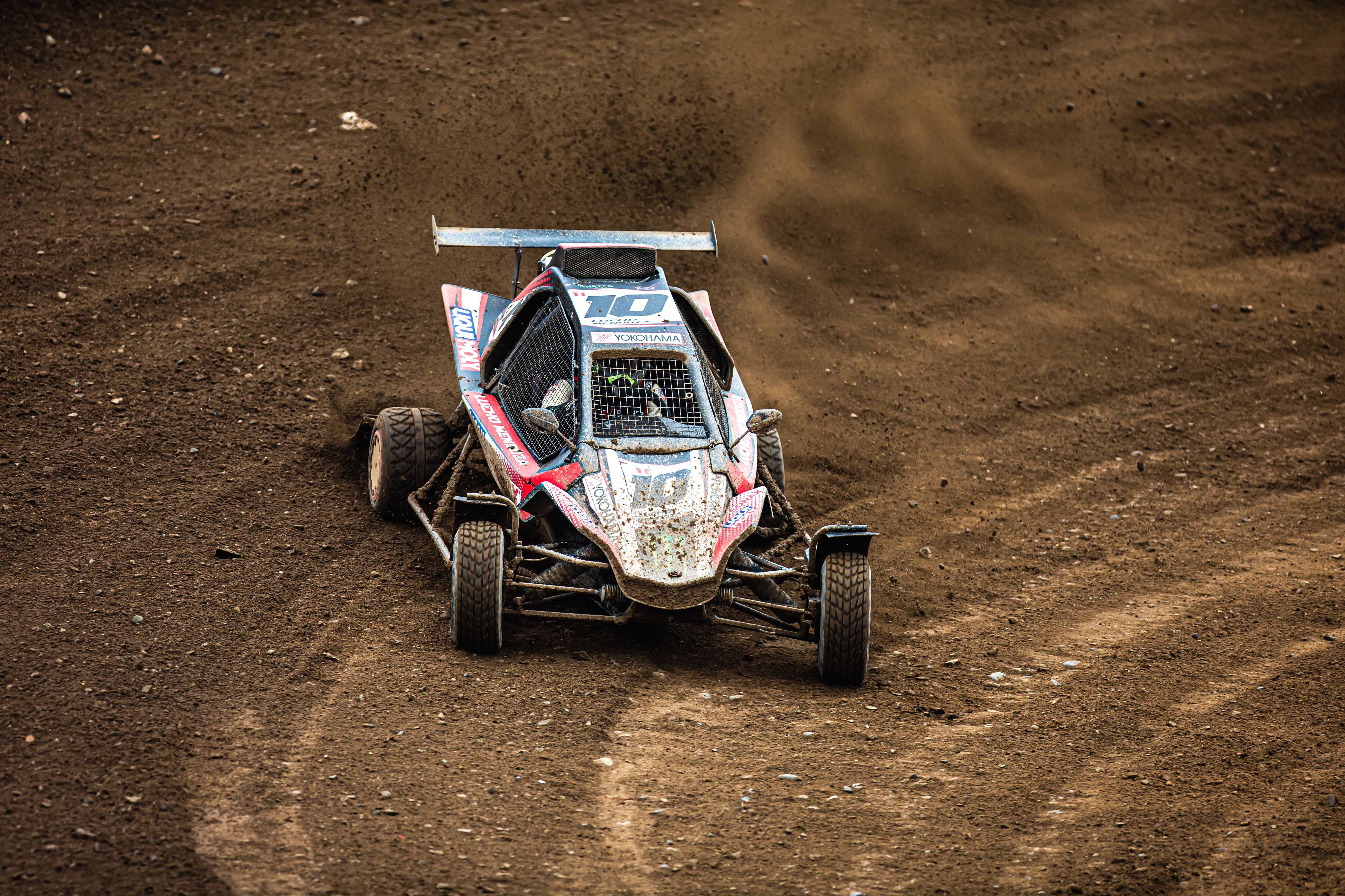 Quad on a Track · Free Stock Photo