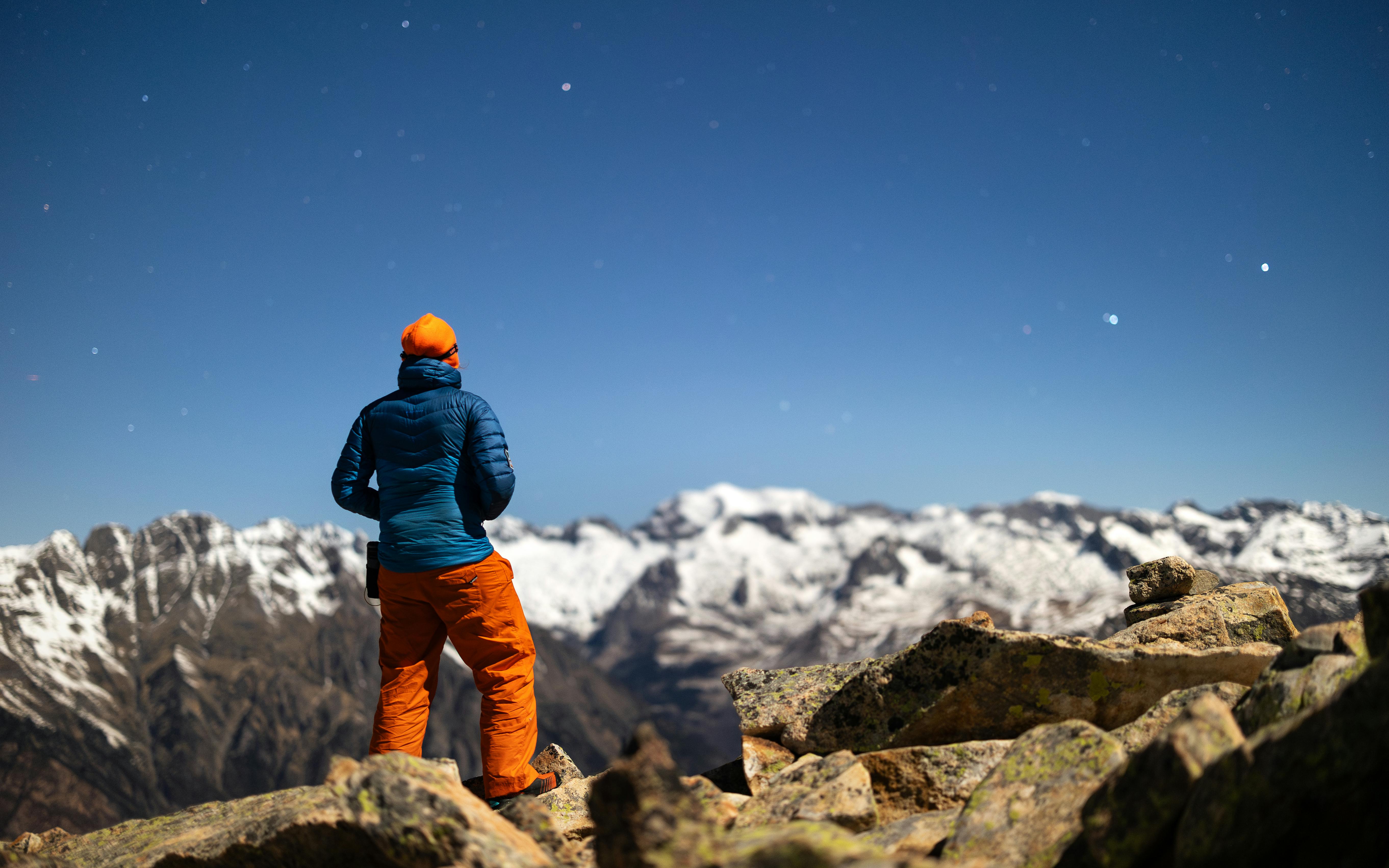 gear reviews gear ratings — Photo by Marek Piwnicki on Pexels