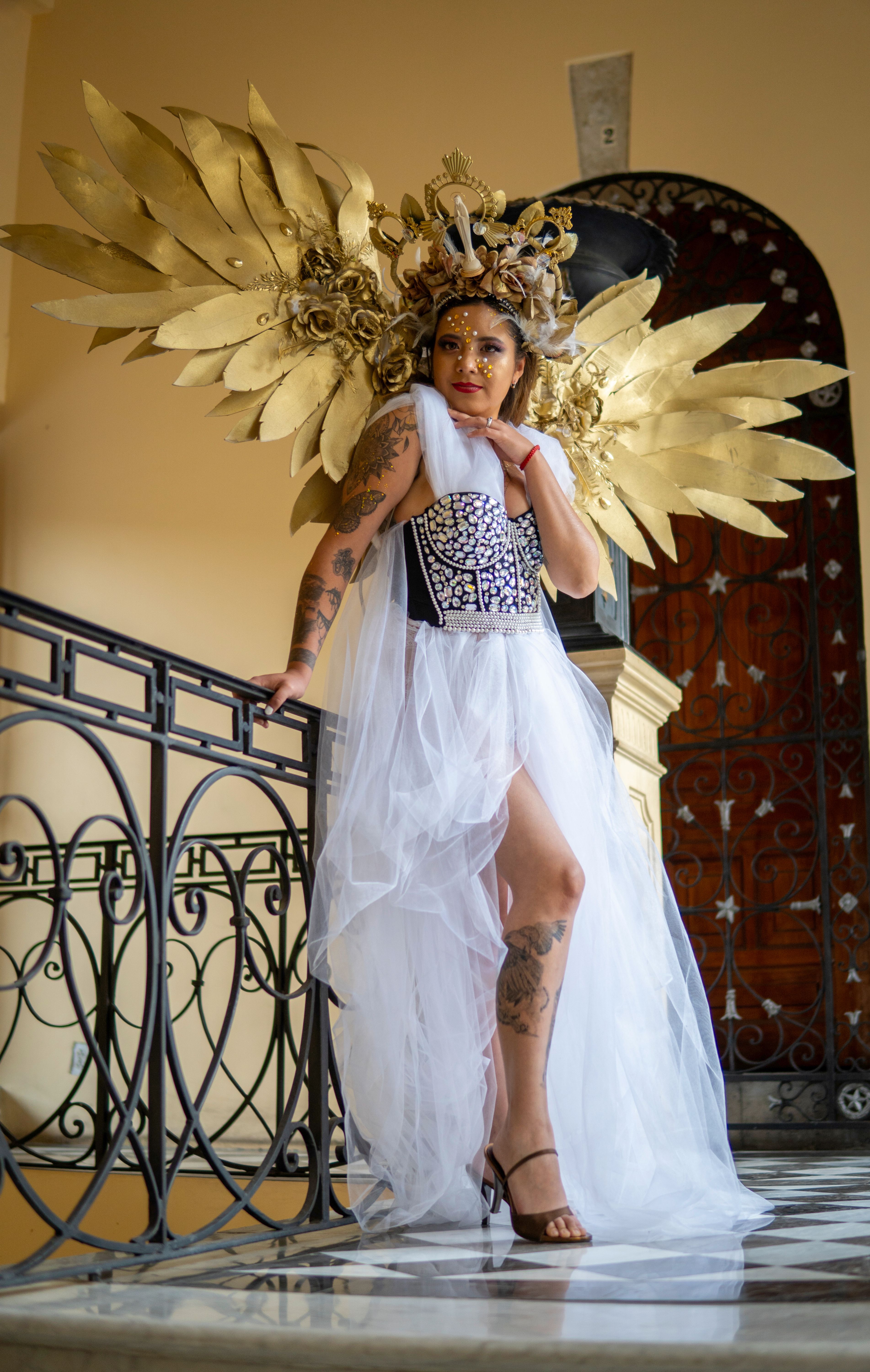 slim fit dress slacks Gold Angel Wings – Meri Meri main image 0