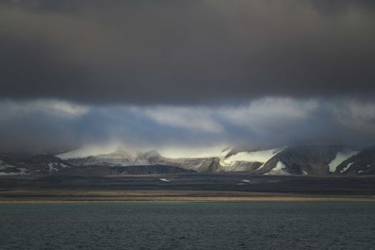 Glacier front kayak — Svalbard