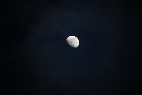Free Moon Scenry Stock Photo