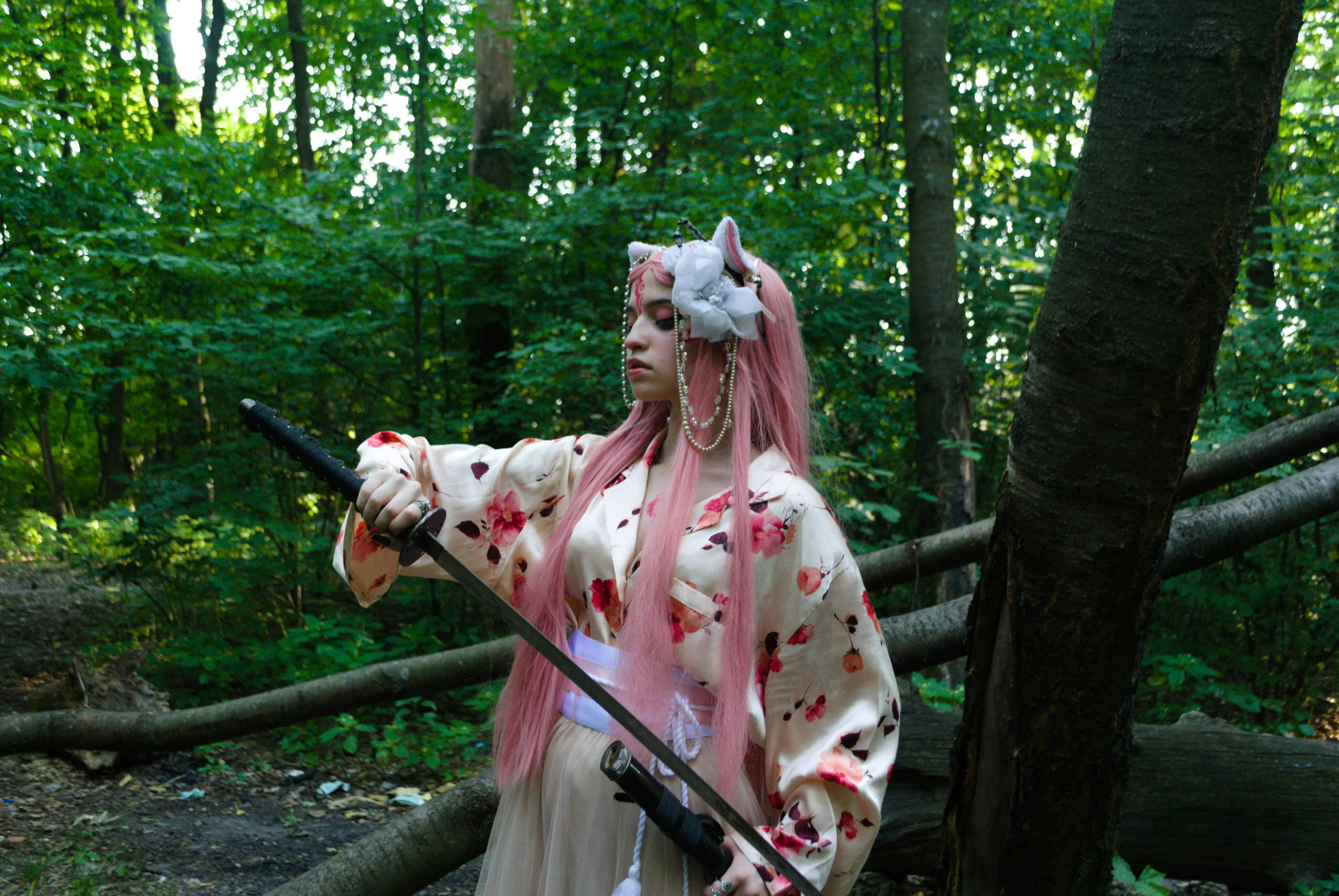 ฟรี คลังภาพถ่ายฟรี ของ katana, pinkhair, กลางแจ้ง คลังภาพถ่าย