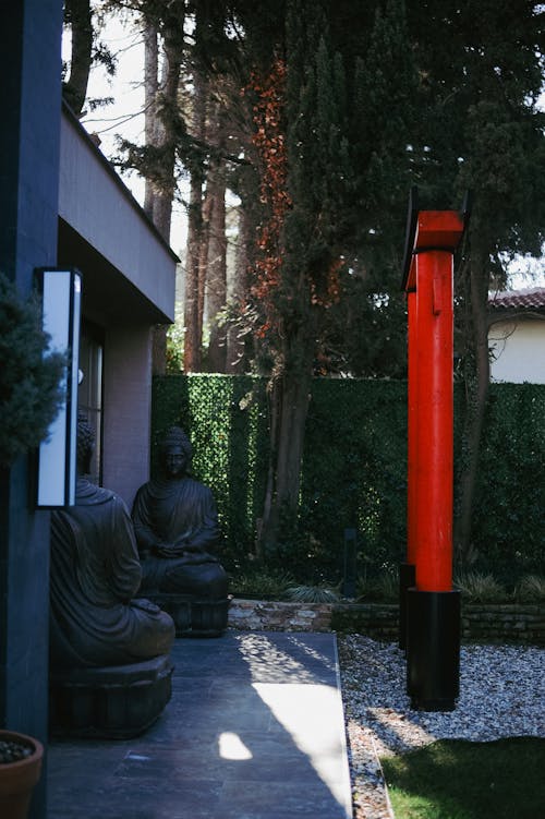 Traditional Gate and Buddhas at Entrance