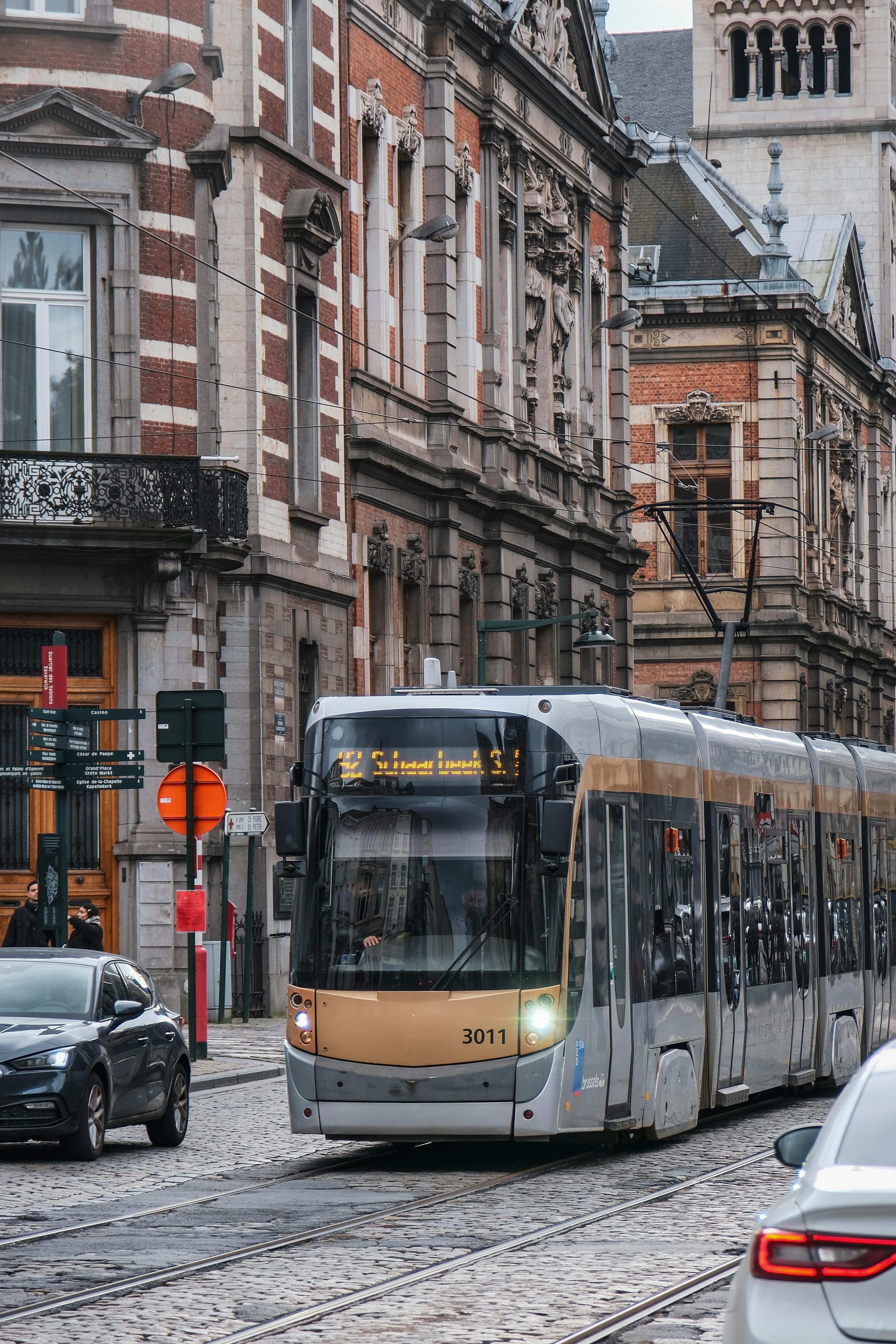 New Tram Pararam Photos, Download The BEST Free New Tram Pararam Stock