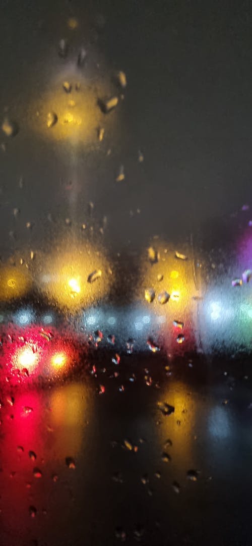 Gratis arkivbilde med regn bakgrunn, regnfull, regnfull natt