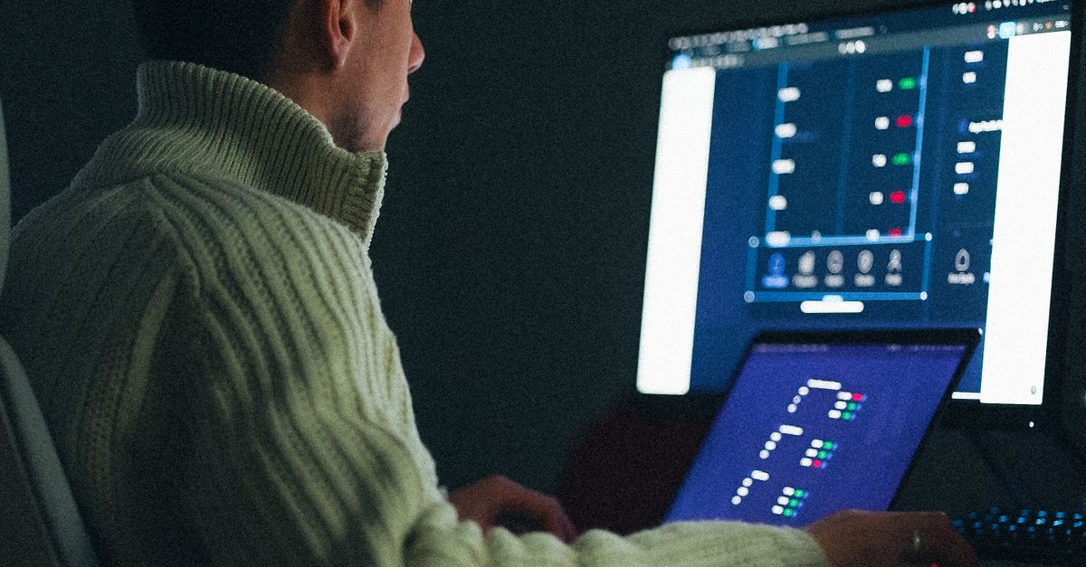 How Solo Content Creators Can Use an AI Content Workflow to Serve Mu