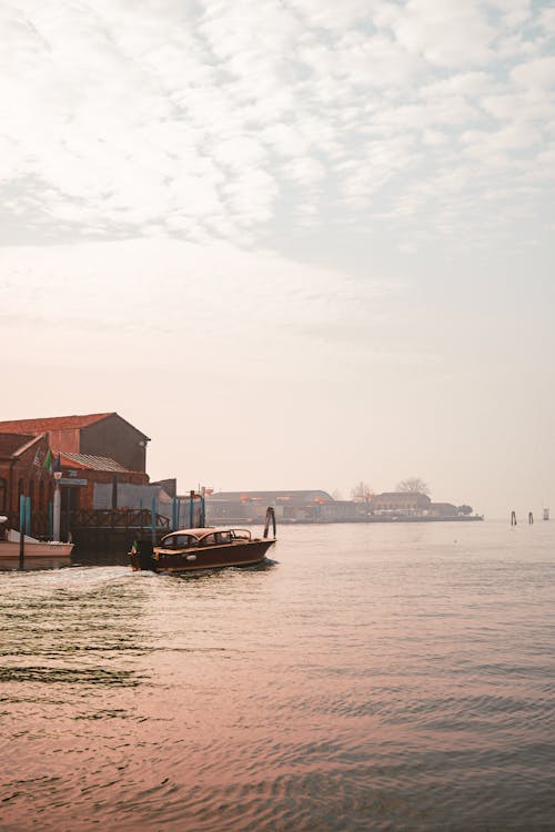 คลังภาพถ่ายฟรี ของ จอดเรือ, ตอนเช้า, ทะเล