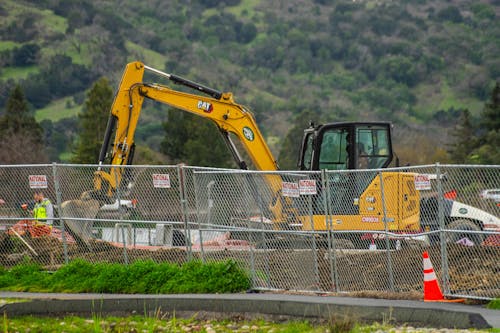 Free Excavator at Construction Site Stock Photo