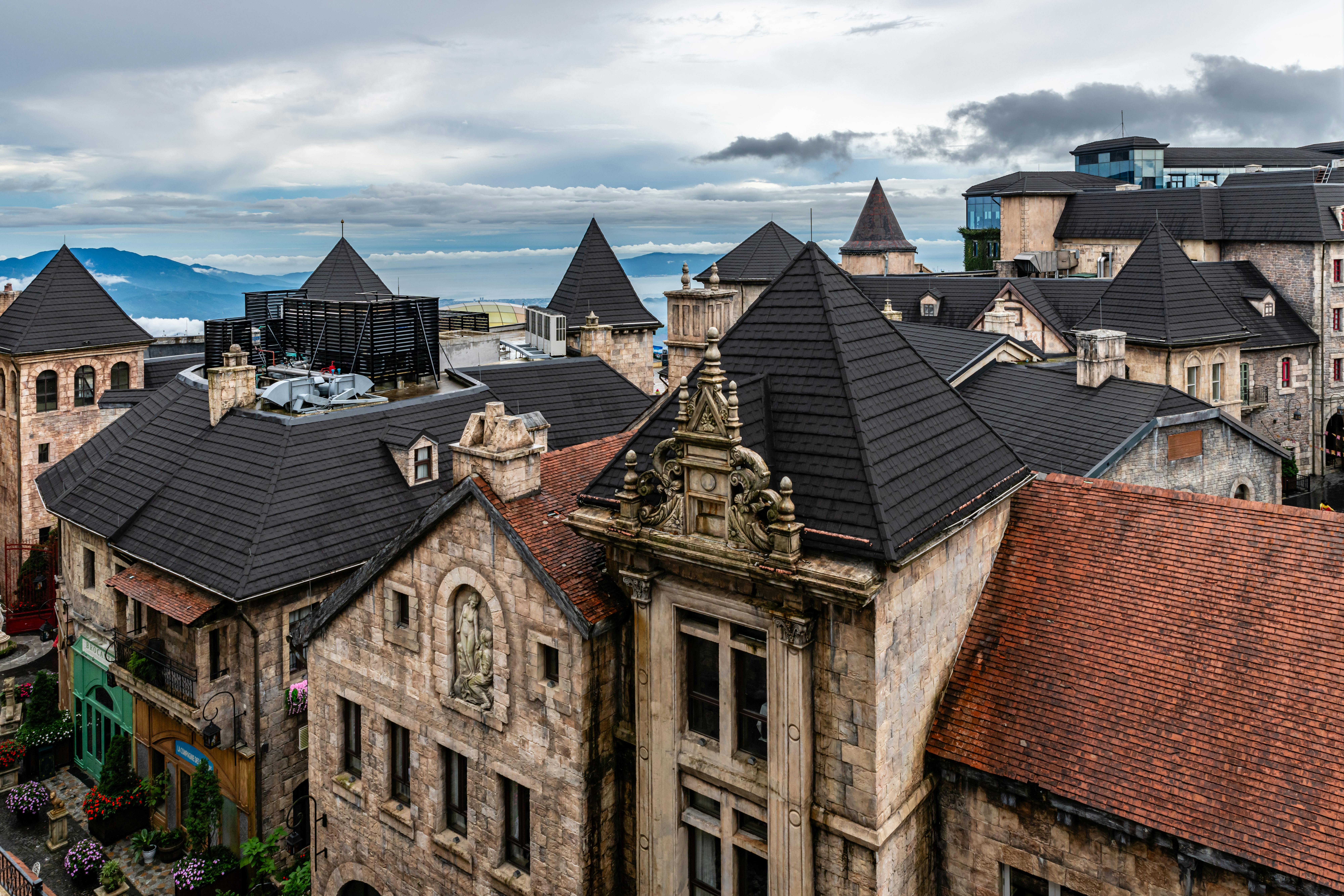 V Teheráne sa nádej zmenila na paniku: „Menia krajinu na ruiny“
