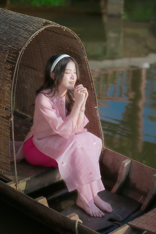 亞洲女人, 传统服装, 咖啡色頭髮的女人 的 免费素材图片