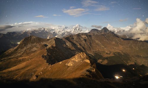 "Night in the Alps" (If you like my work consider supporting me at https://www.patreon.com/MarekPiwnicki ❤️)