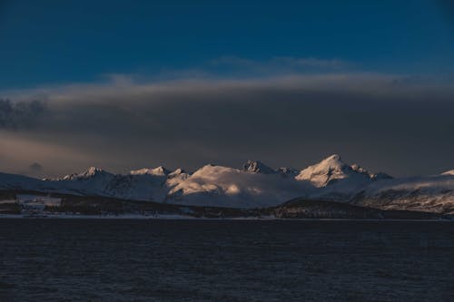Immagine gratuita di cloud, colline, freddo