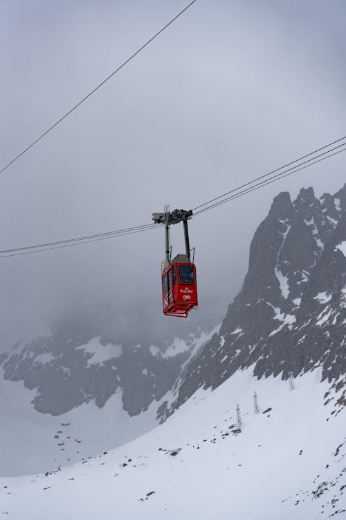 Fotos de stock gratuitas de góndola, montañas, nevar