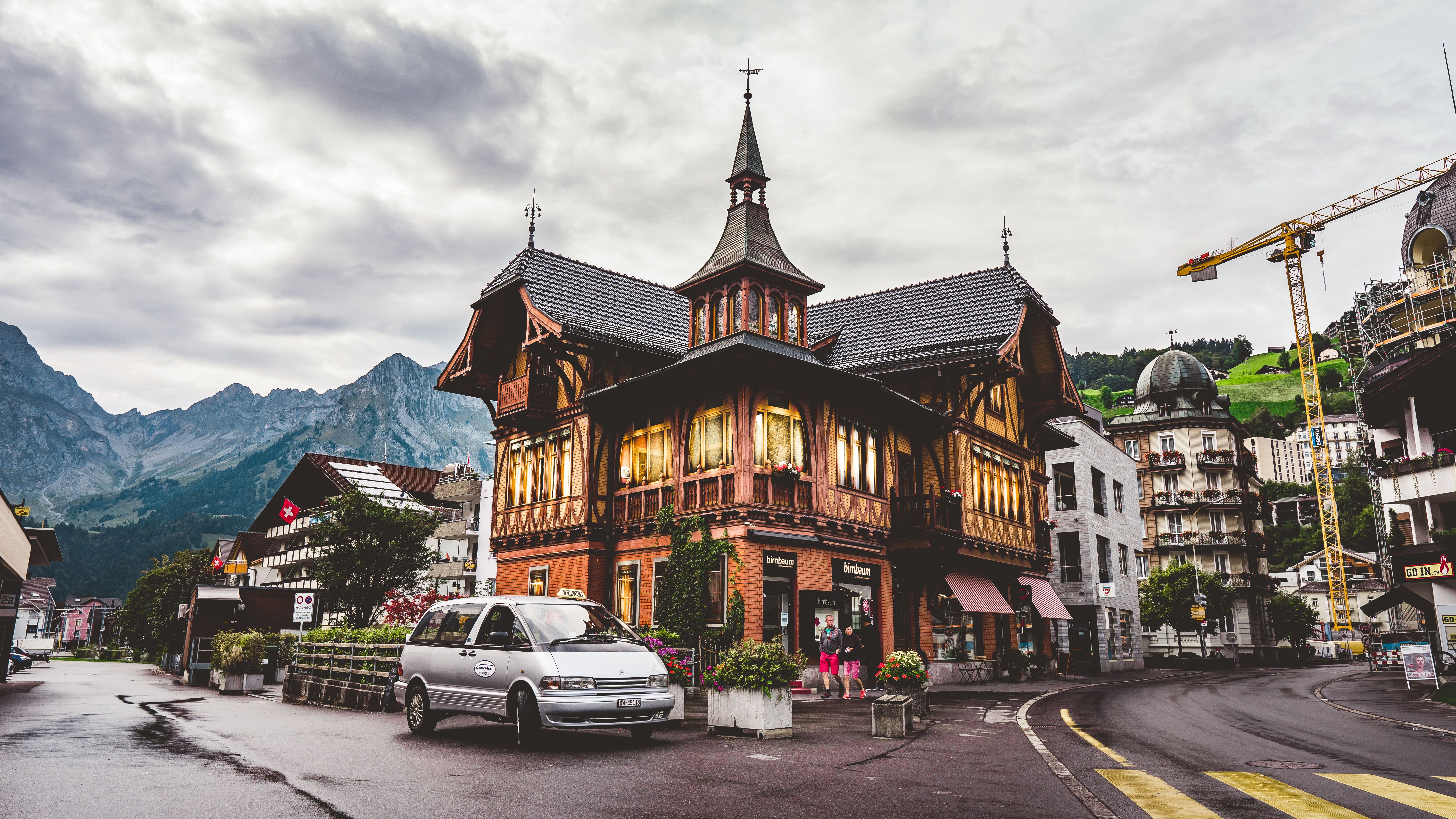 PSP Swiss Property Boosts First-Half Profit on Richtipark Sale
