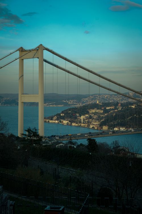 Free Captivating morning view of the Bosphorus Bridge over the water in Istanbul, Turkey. Stock Photo