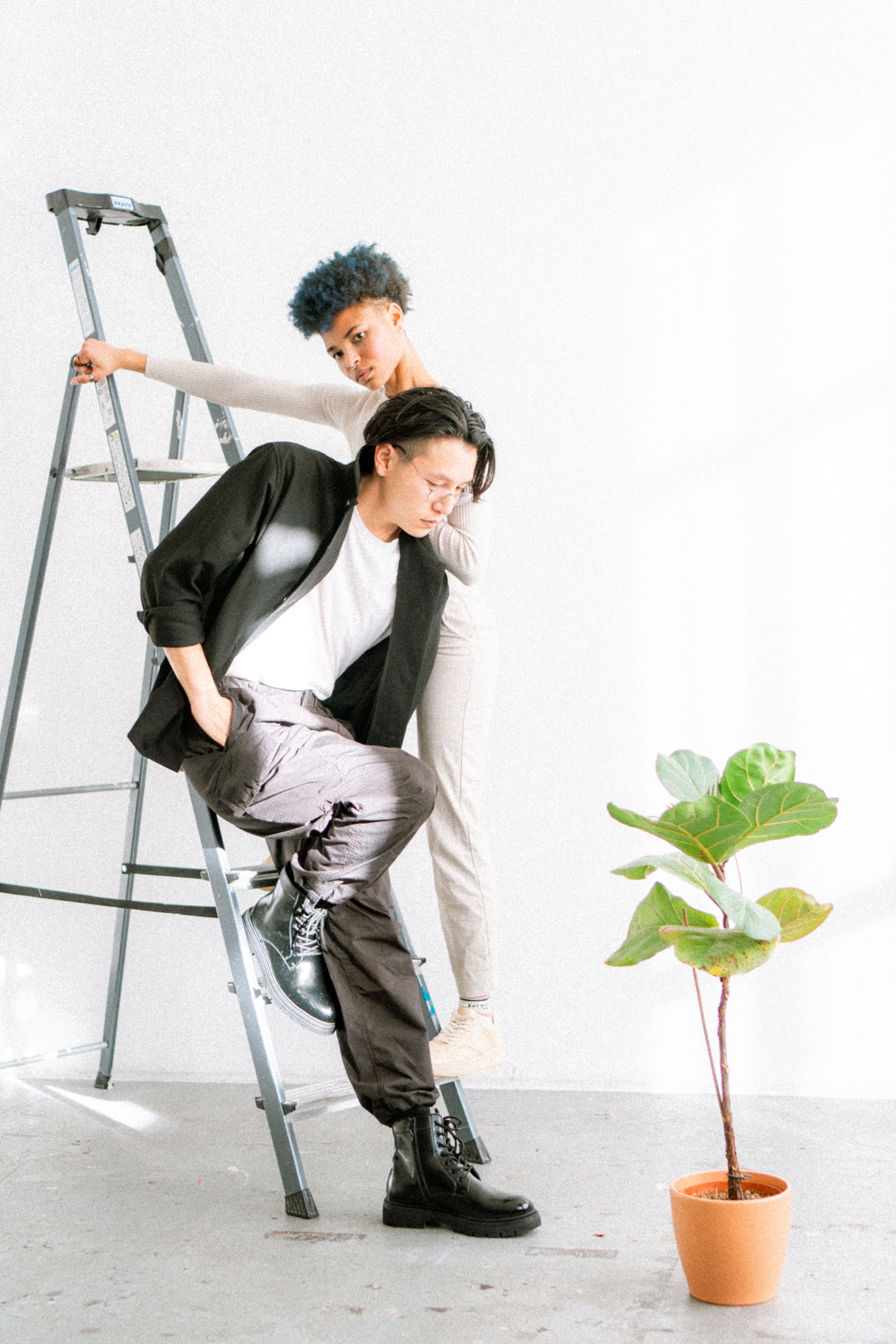 Kostnadsfria Kostnadsfri bild av #inomhus, asiatisk man, attityd Stock foto
