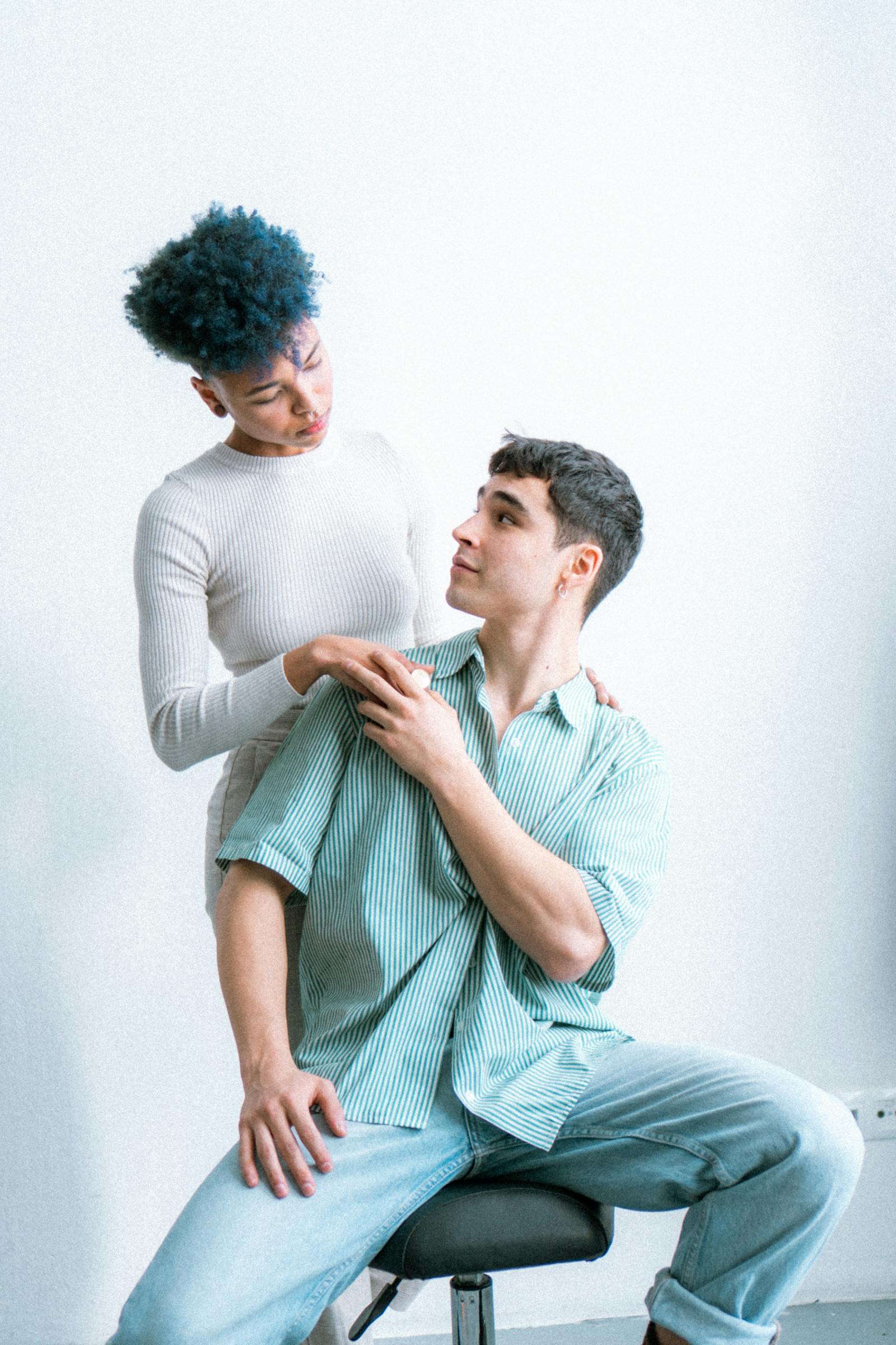 70.324+ Fotos y Imágenes de Pareja viendose Gratis · Banco de Fotos Gratis