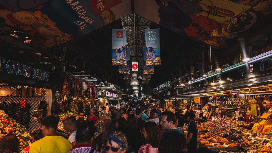 Menjelajahi Kelezatan Kuliner Dotonbori: Rekomendasi Pribadi Menjelajahi Kelezatan Kuliner Dotonbori: Rekomendasi Pribadi