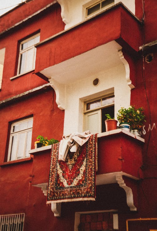 Immagine gratuita di balcone, balconi, edificio