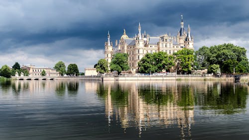 Photos gratuites de allemagne, burgsee, château de schwerin