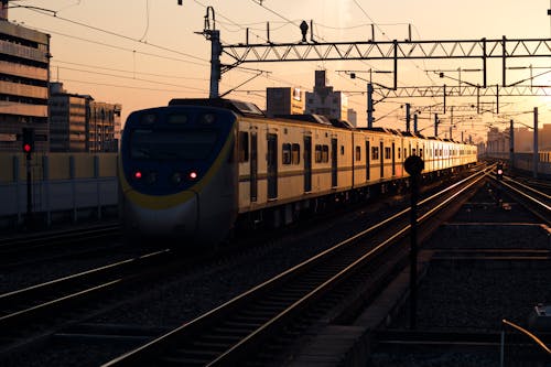 列車, 台湾, 日没の無料の写真素材