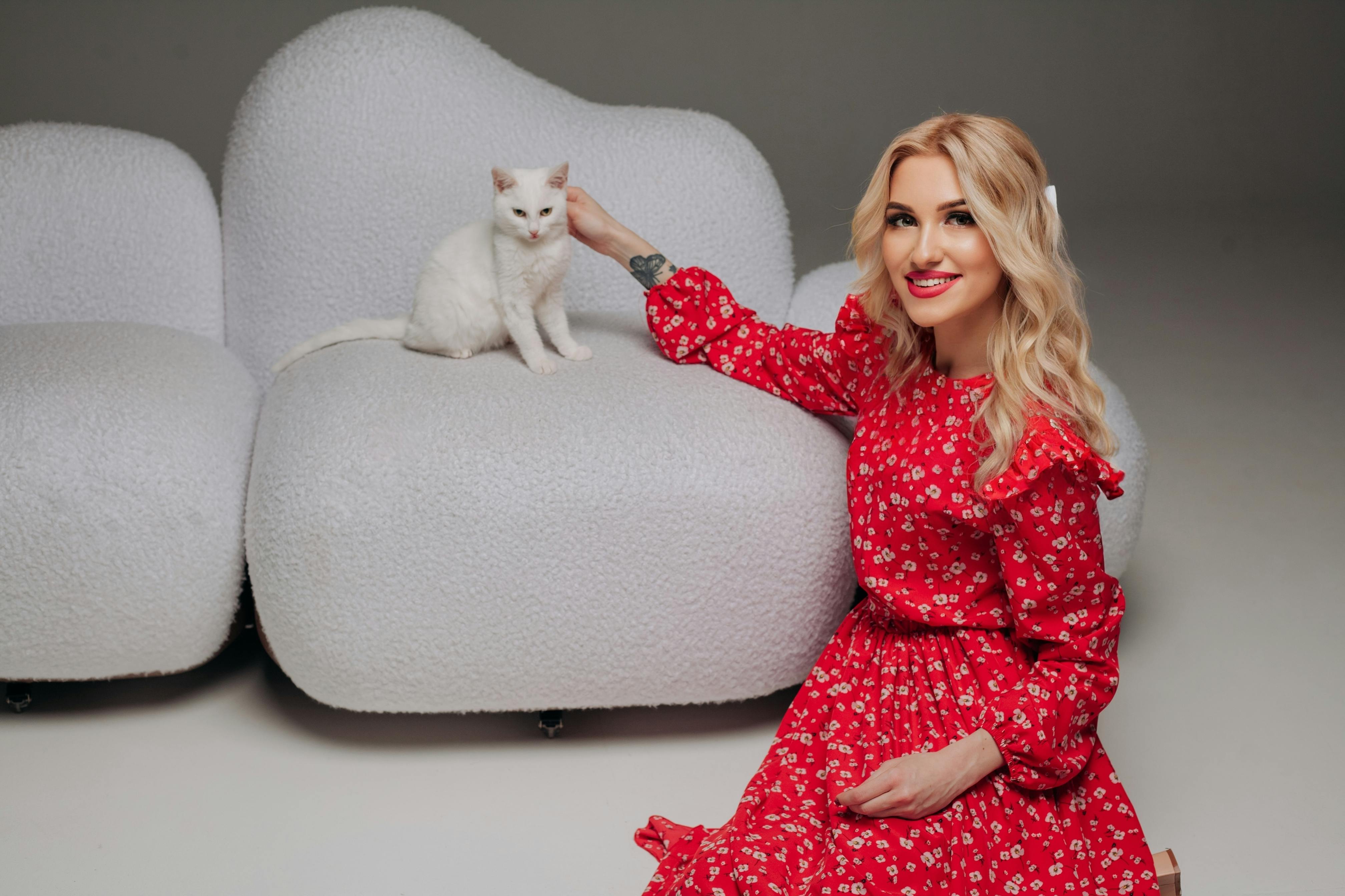 Latina-Founded Pet Lifestyle Brand Bundle x Joy Expands into PetSmart Stores Nationwide — Photo by Karina Rymarchuk on Pexels