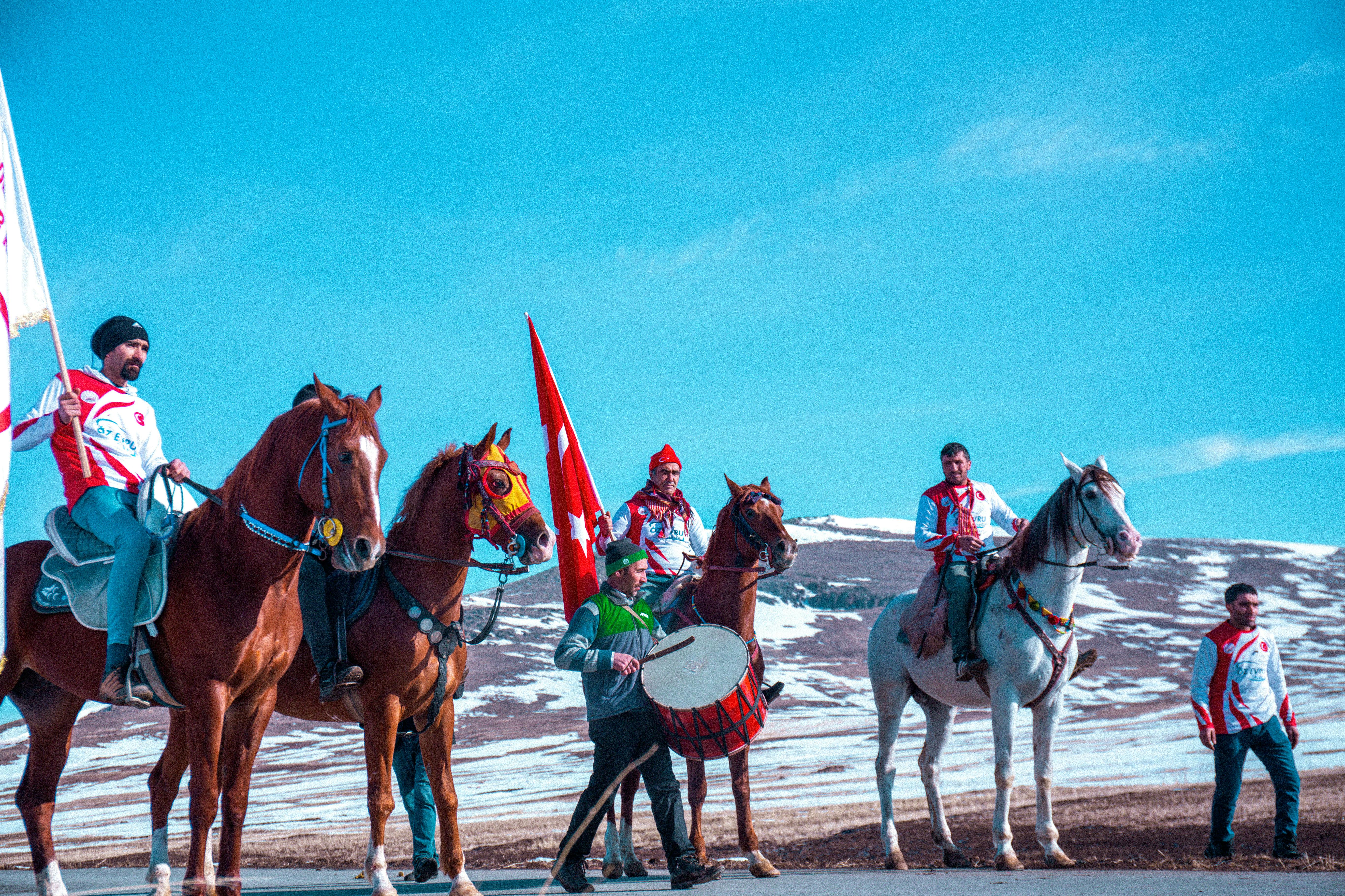 Türkiye’s population prefers Western lifestyle, survey shows — Photo by Fatih Mutaf on Pexels